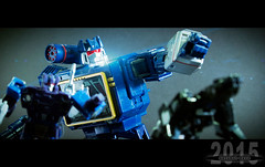 Transformers Masterpiece Soundwave
