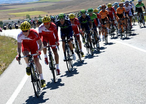 Cofidis chase on stage eighteen of the 2013 Tour of Spain