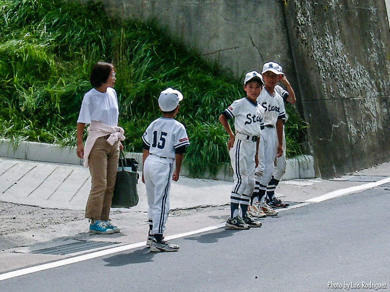 El béisbol, uno de los deportes nacionales en Japón y de los preferidos por los niños