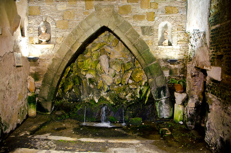fontana vecchia