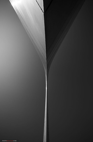Gateway Arch Abstract