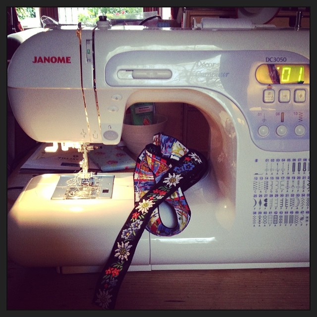 Finally sewing something with the beautiful, thick, embroidered Swiss ribbon I bought when I was in Interlaken in 2010. #ribbon #switzerland #sewing