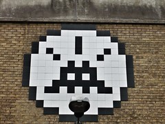 Space Invader in London - LDN_119 (2011-04)