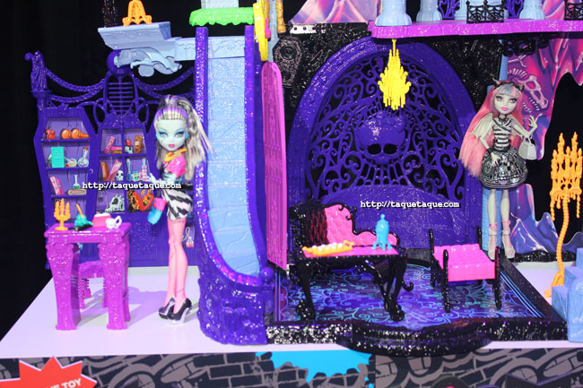 New Monster High dollhouse - NY Toy Fair 2014