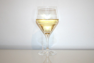 08 - Zutat trockener Weißwein / Ingredient drie white whine