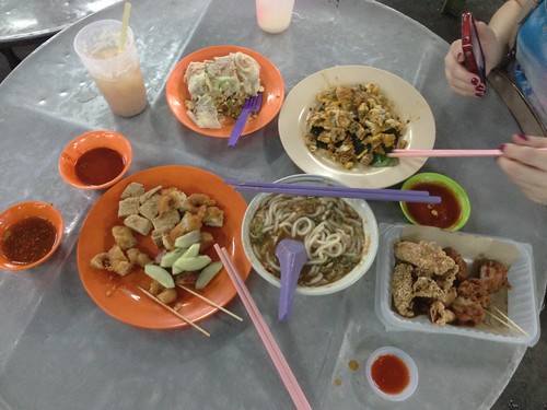 Hawker food dinner with Mei Chi
