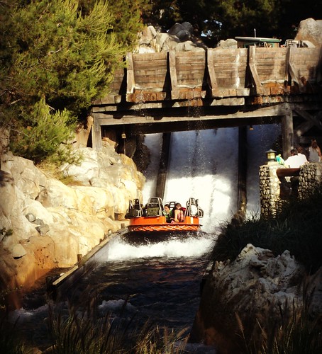 Disneyland Resort: Grizzly River Run