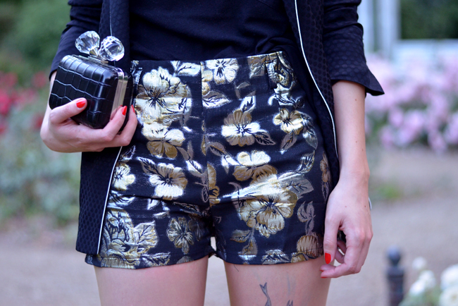 Romwe Shorts Dark Summer Outfit 1