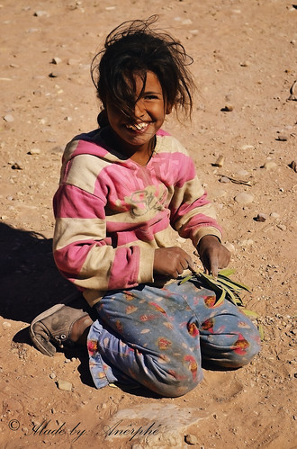 Bedouin girl by Anerphe Photography