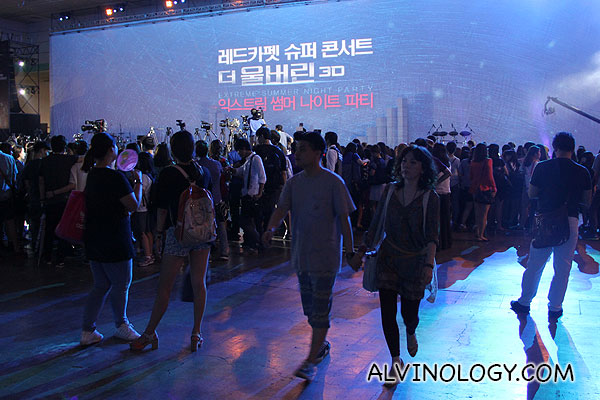 Exhibition hall in Coex Centre where the fan meet is held 