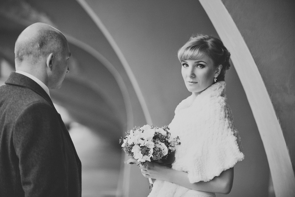 Свадебная прогулка, свадебный фотограф, фотограф на свадьбу, фото свадьба Новосибирск