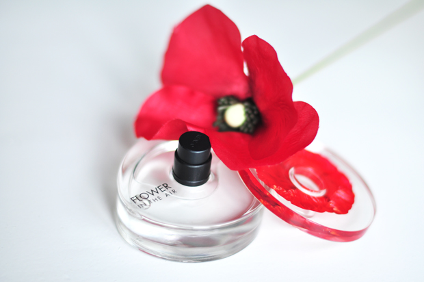stylelab beauty blog perfume fragrance kenzo flower in the air review 2