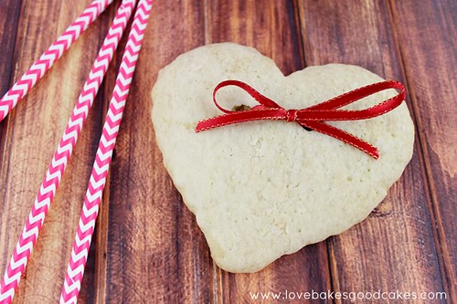 Hearts & Bows Cookies #cookies #ValentinesDay