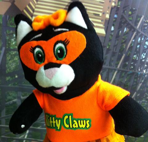 Kitty Claws plush in the HoliShop