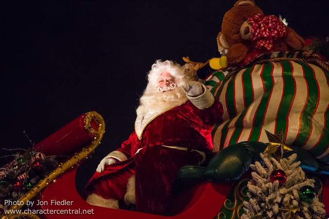 Disneyland Dec 2012 - A Christmas Fantasy Parade