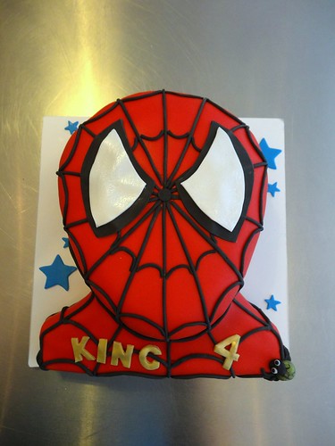 2D Spiderman Face Cake by CAKE Amsterdam - Cakes by ZOBOT