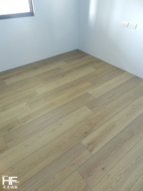 Egger超耐磨木地板  高加索橡木 MJ4579   木地板施工 木地板品牌 裝璜木地板 台北木地板 桃園木地板 新竹木地板 木地板推薦 (6)