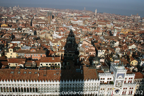 Blick Campanile Venedig