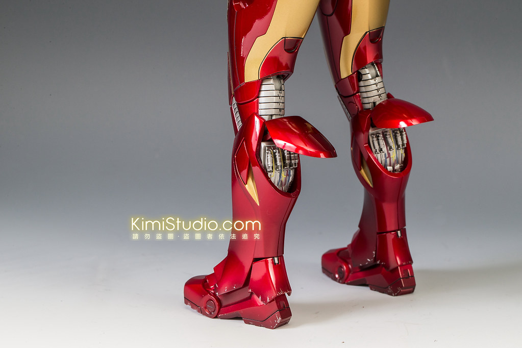 2013.06.11 Hot Toys Iron Man Mark VII-030