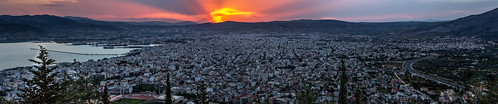 Βόλος, πανοραμική άποψη από τον λόφο της Γορίτσας... by Dimitris Amountzas