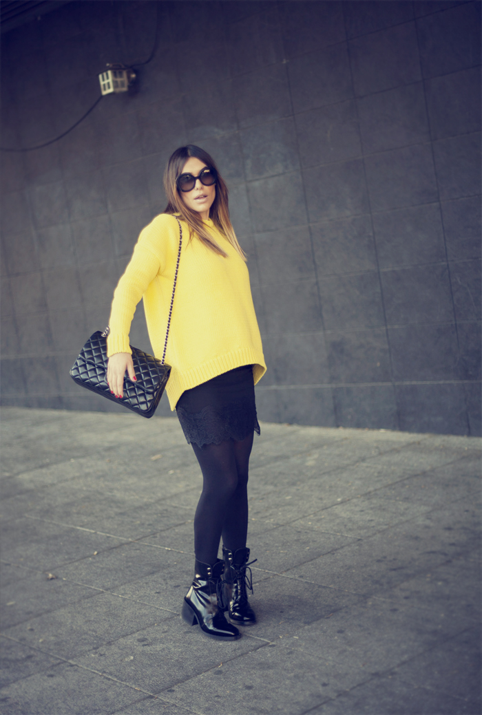 street style barbara crespo mellow yellow zara sweater chanel fashion blogger blog de moda outfit