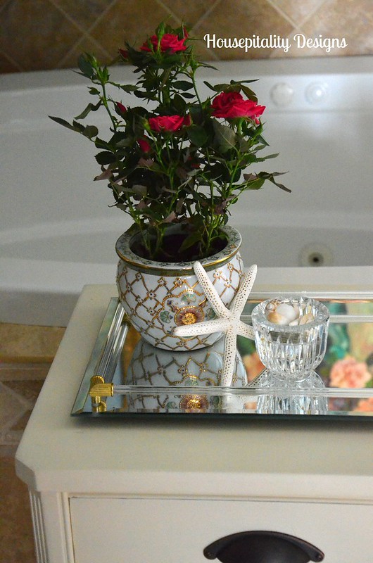 Guest bath table
