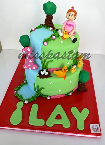 İlay Birthday cake by MİSSPASTAM