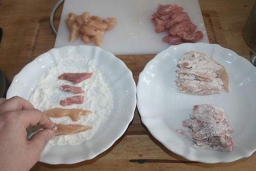 24 - Fleisch panieren / Crumb meat