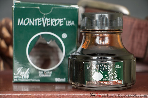 Monteverde Brown box & bottle