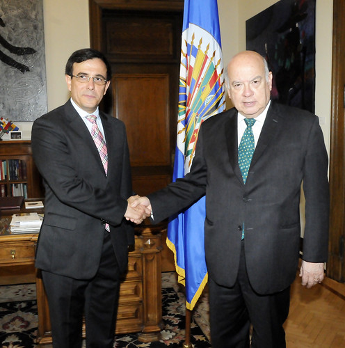 OAS Secretary General Meets with the Executive Secretary of the Latin American and Caribbean Community of Police Intelligence