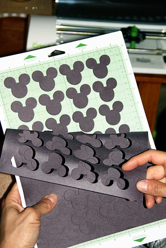 Mickey-Cut-Outs