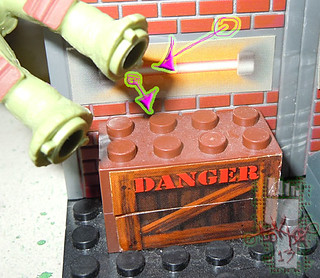Nickelodeon TEENAGE MUTANT NINJA TURTLES :: MINI TURTLE FIGURE 4-PACK vii // .. figures fit on block building toys like LEGO & MEGA BLOCKS (( 2014 ))