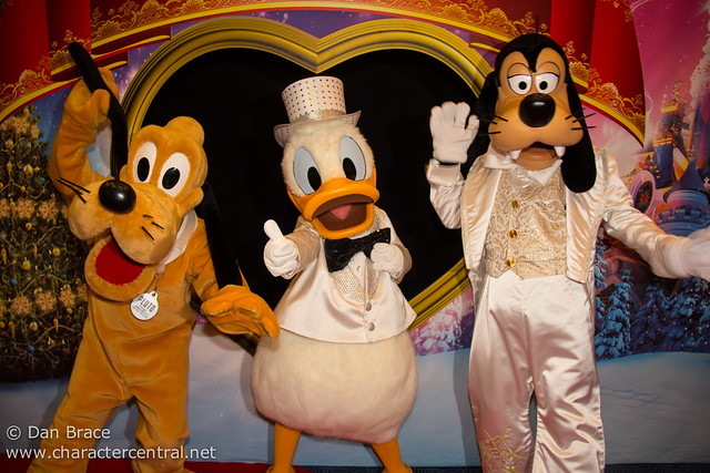 Disney's Hotel New York New Year's Eve Character Dinner