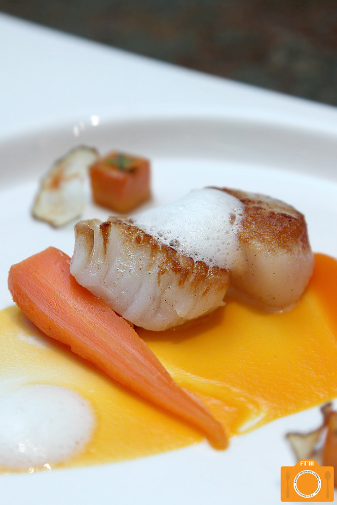 The Goose Station Scallops and Carrots