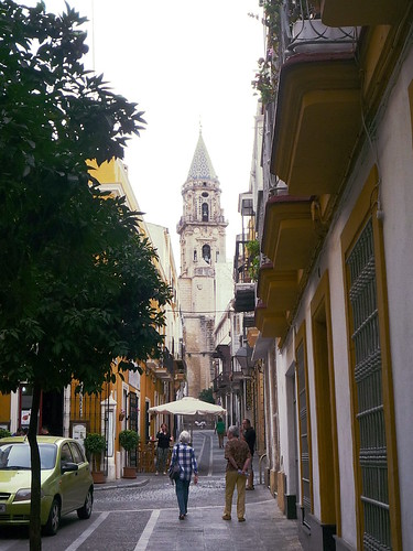 Kirche San Miguel nahe der Parkgarage
