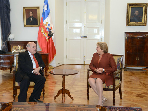 Secretario General de la OEA visitó a la Presidenta de Chile