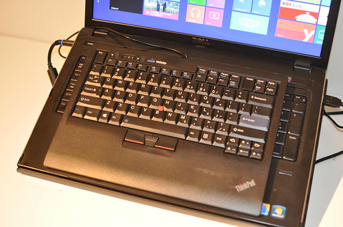 ThinkPad USB トラックポイントキーボード-55Y9003_014