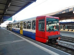 Trains ligne Genève-La Plaine (Suisse)