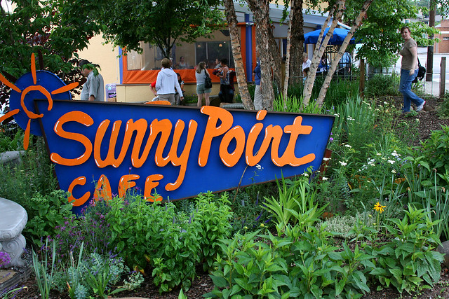 1-sunny_point_cafe