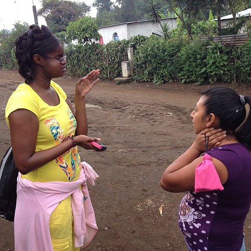 Anita (left) speaking with a local of Ceylan, Guatemala.