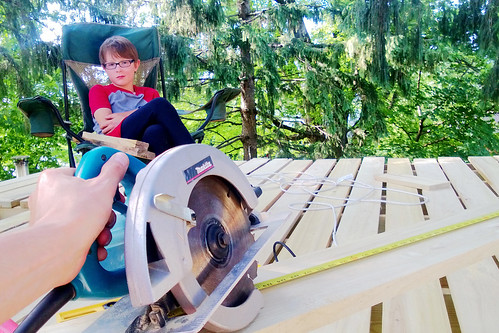 day 3277: (finally!) building and enjoying the deck on The World’s Most Awesome Treehouse(s)! V.
