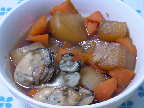 牡蠣と大根の煮物
