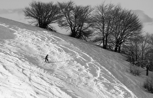 Gita in montagna? sci!!!!!!!!!! by Claudio61 una foto ferma un ricordo nel tempo
