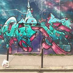 #ogre by @ogreoner #ogreoner  #streetart #streetartist #urbanart #graffiti #graff #wall #spray #bombing #paris