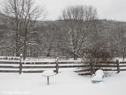 Farmyard snow scene - FarmgirlFare.com