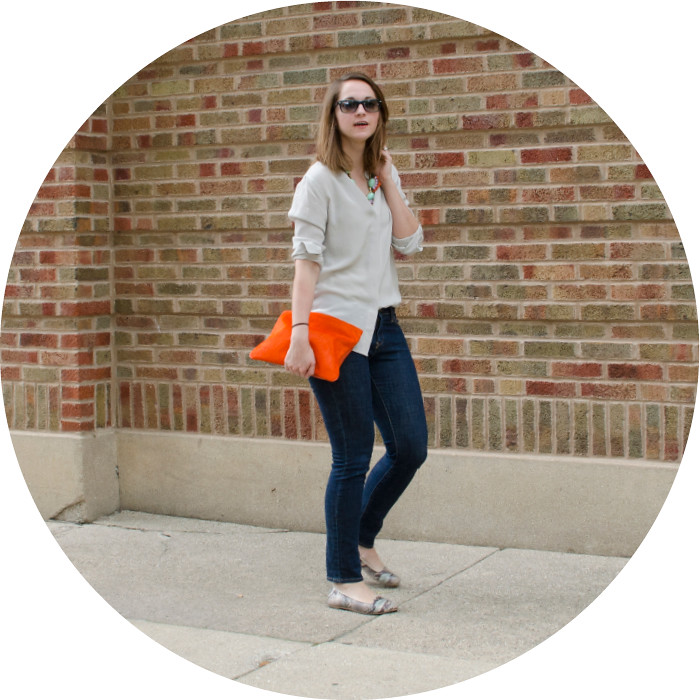 casual friday, outfit ideas, bright clutch, simple jeans outfits, statement necklace, jeans to work, friday style, ootd, blog, what to wear with