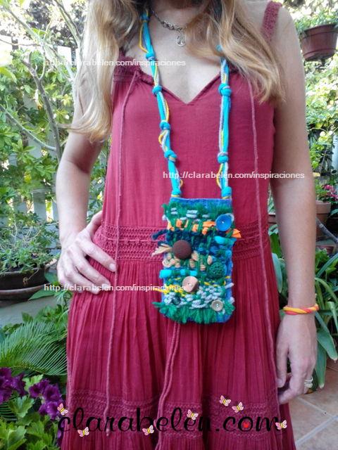 bolso hippy con lana tejida en bastidor