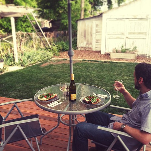 Al fresco dinners, one of my favorite things about summer.