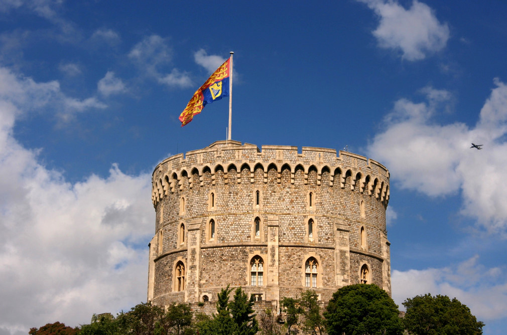 The Round Tower with the Queen's standard flying. Credit Nick Warner