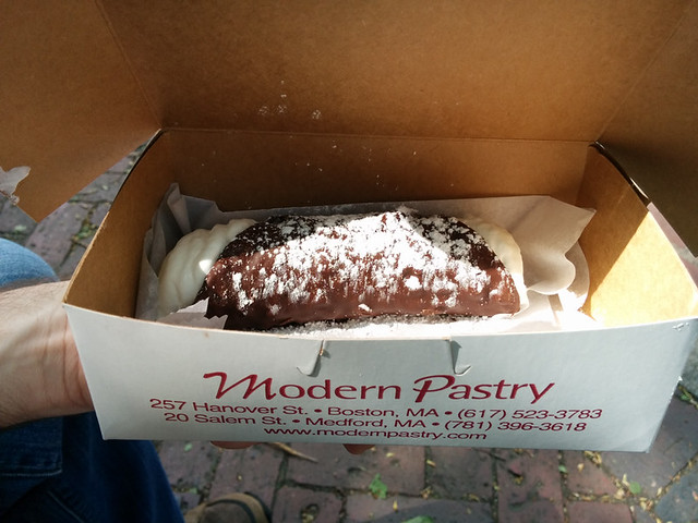 the most incredible cannoli ever.
